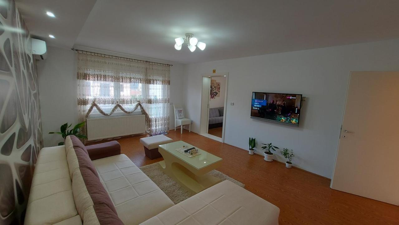 Apartment Exclusive *