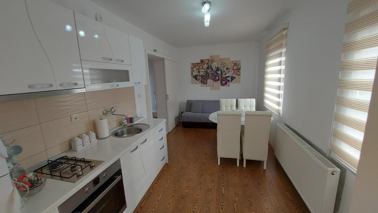 Exclusive Apartment *